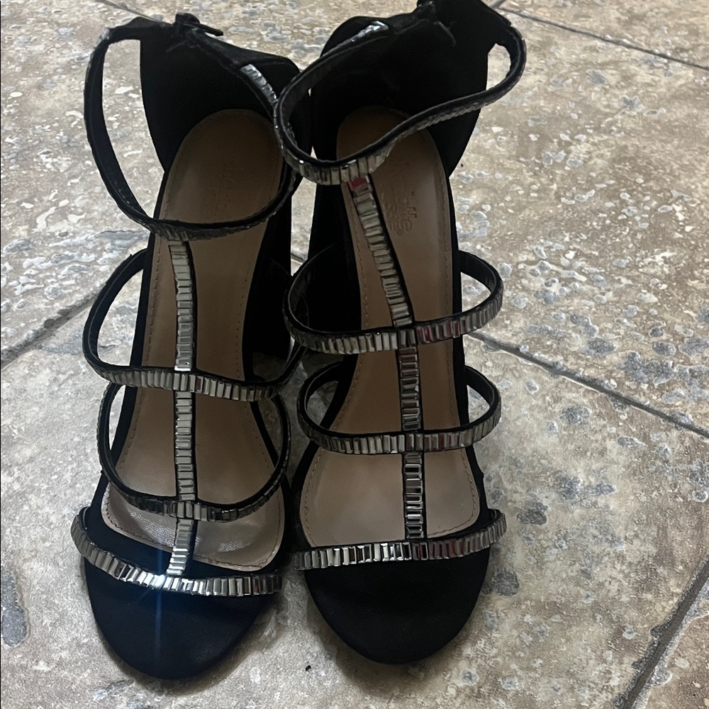 Elegant Black Strappy Women's Heels